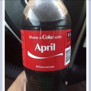 Meet your Posher, April